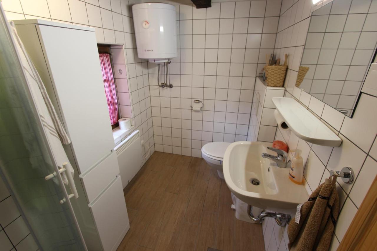 Homestay Kapl Ledinek Eksteriør bilde
